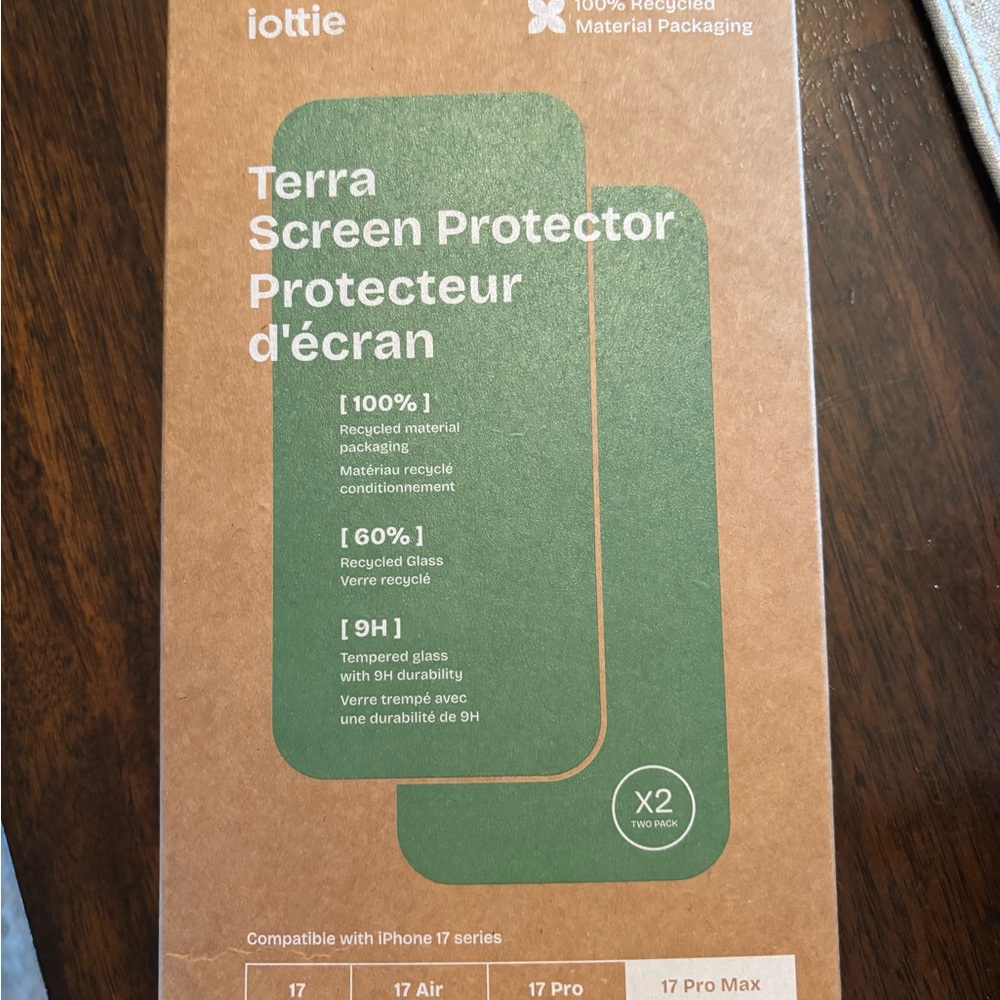 iottie Terra Screen Protector iPhone 17
